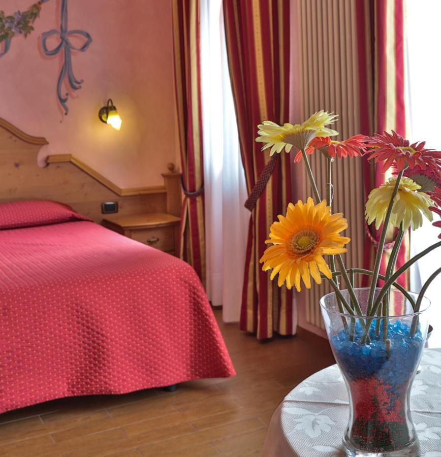 Hotel Fai Фай дела Паганела Екстериор снимка