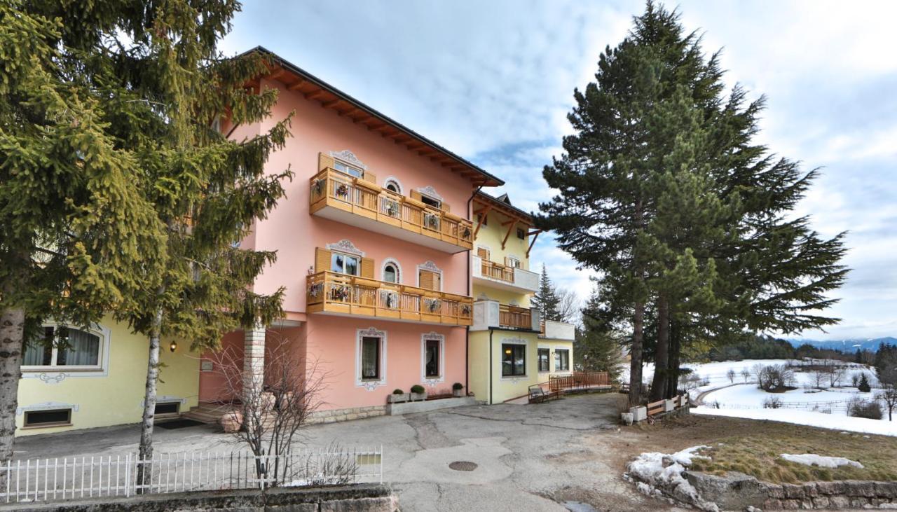Hotel Fai Фай дела Паганела Екстериор снимка