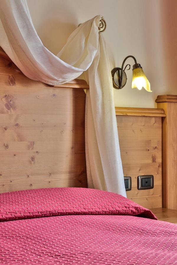 Hotel Fai Фай дела Паганела Екстериор снимка