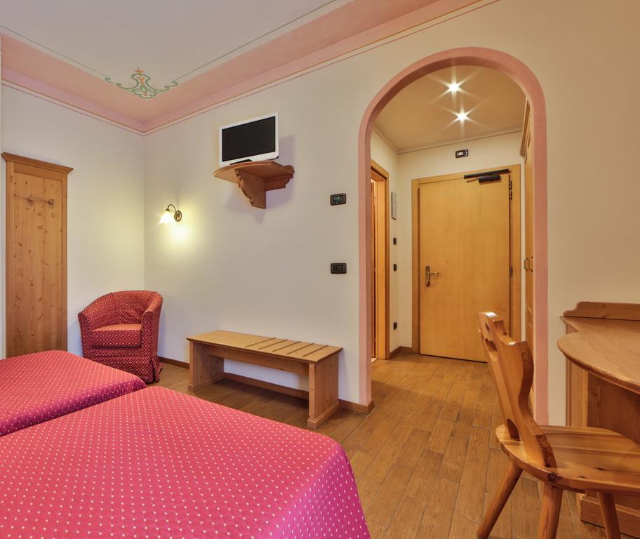Hotel Fai Фай дела Паганела Екстериор снимка