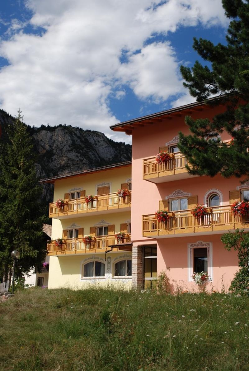 Hotel Fai Фай дела Паганела Екстериор снимка