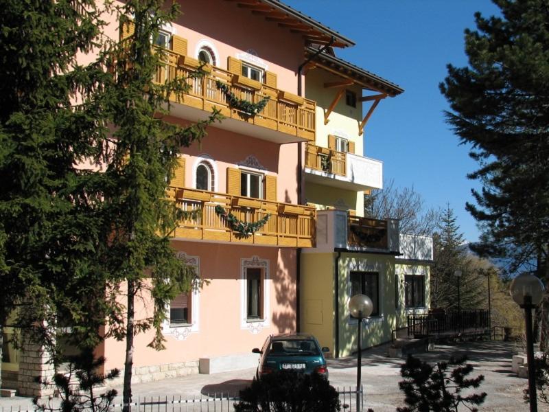 Hotel Fai Фай дела Паганела Екстериор снимка