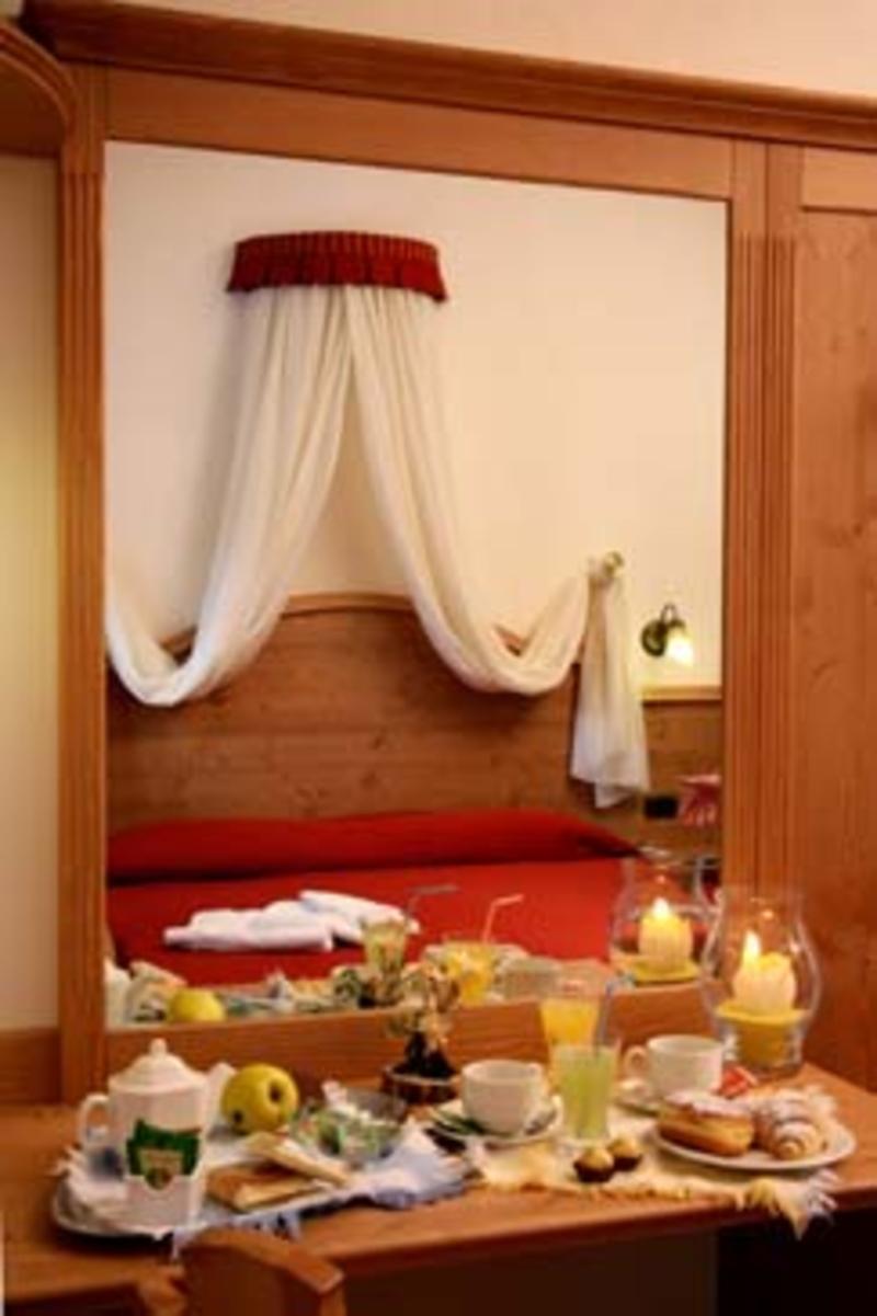 Hotel Fai Фай дела Паганела Екстериор снимка