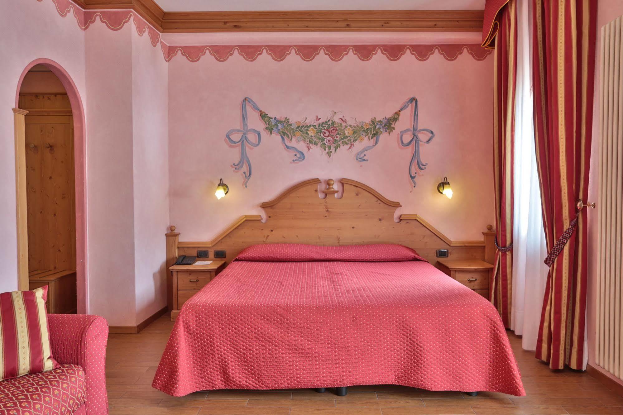 Hotel Fai Фай дела Паганела Екстериор снимка