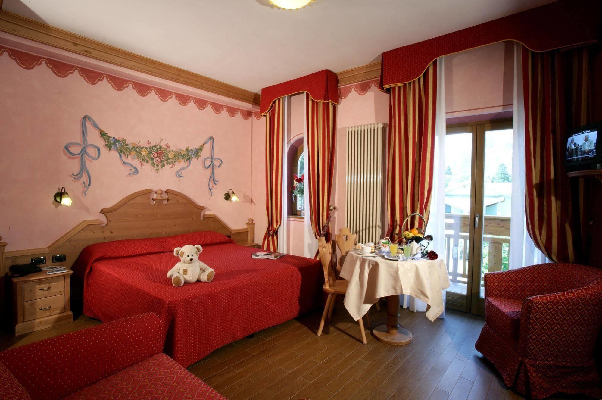 Hotel Fai Фай дела Паганела Екстериор снимка