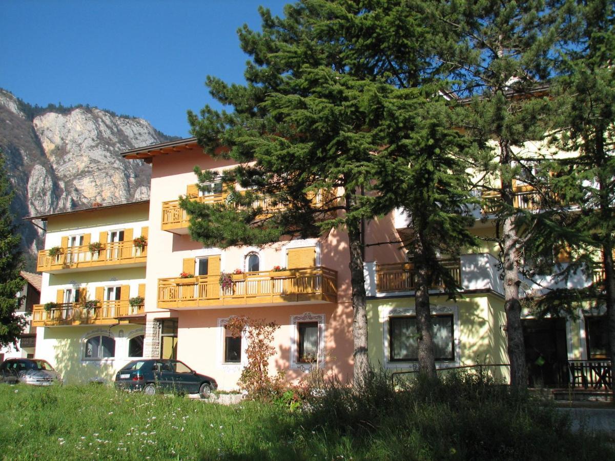 Hotel Fai Фай дела Паганела Екстериор снимка