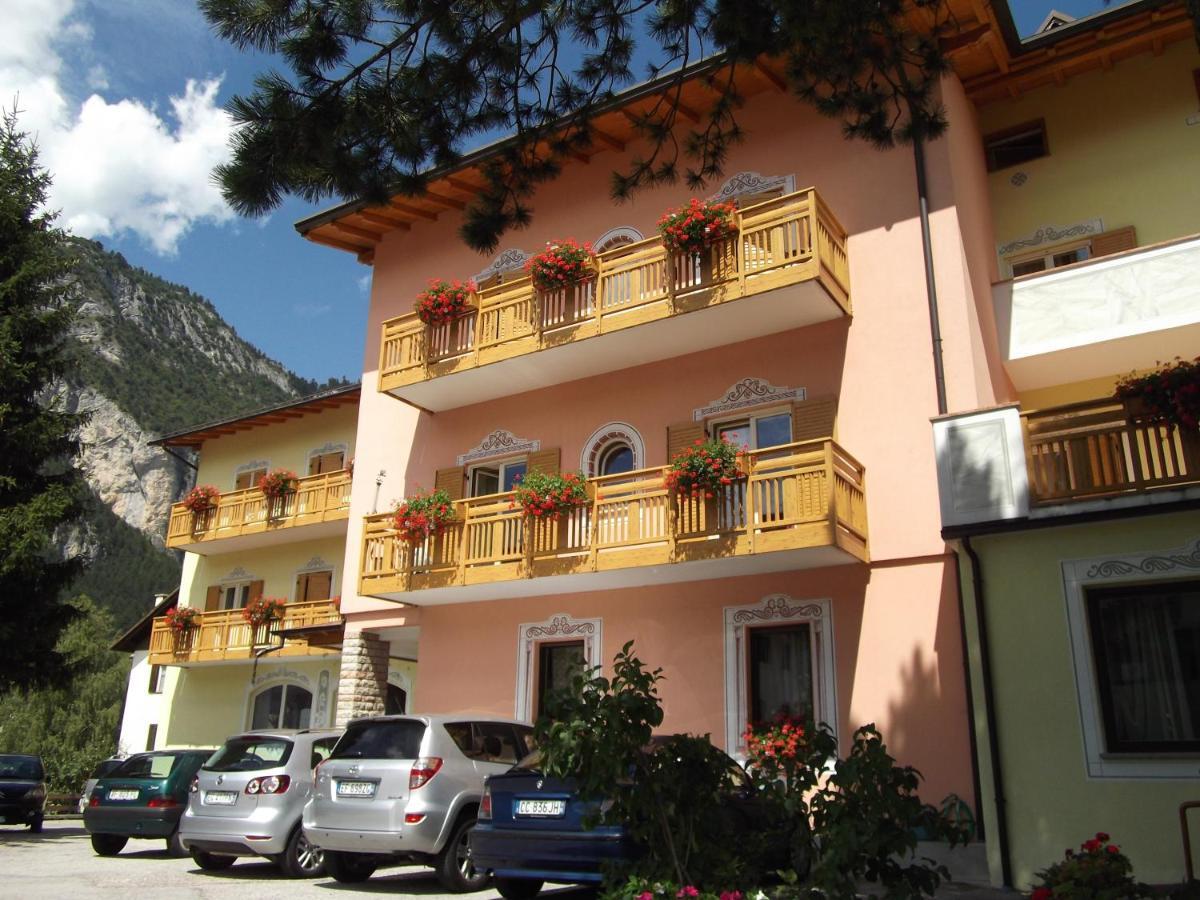 Hotel Fai Фай дела Паганела Екстериор снимка